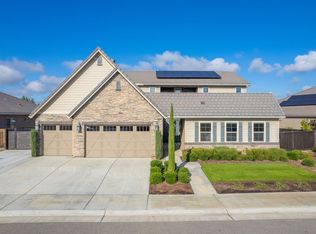 2468 E Kynzlee Ave, Fresno, CA 93730