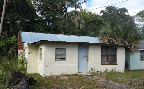 5th image of 664 W Cathedral Pl