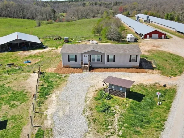 2775 Yonah Homer Rd, Lula, GA 30554