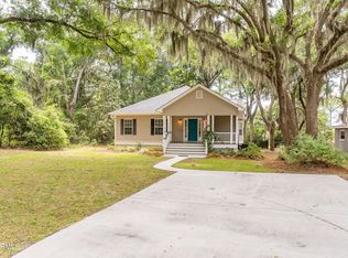 191 Brickyard Point Rd S, Beaufort, SC 29907