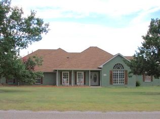 405 Tishomingo Rd, Waxahachie, TX 75165