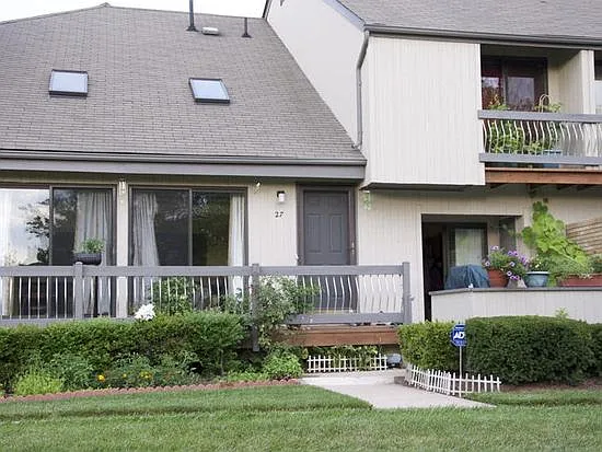 2 bed, 2.5 bath, 1844 sqft, $2,900 — Photo 1