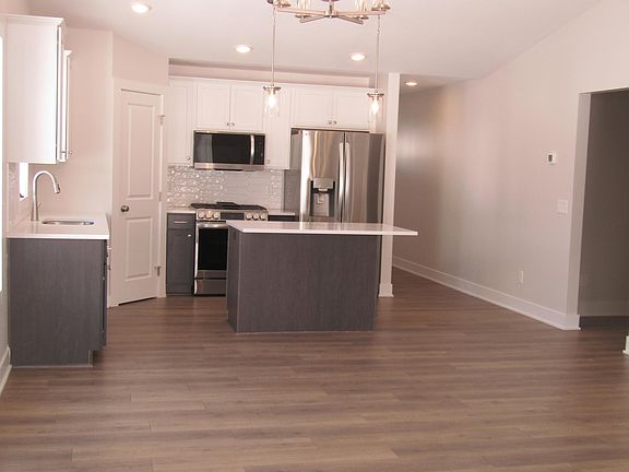 3rd image of 15730 Hawley Dr #47
