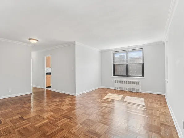 Harbor House, 3 Davenport Ave, New Rochelle, NY 10805