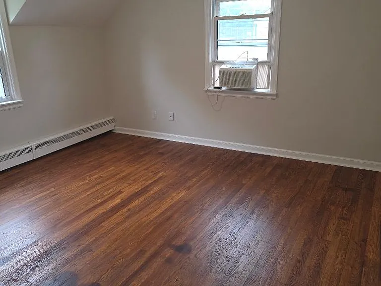 1005 Swarthmore Ave — Photo 5