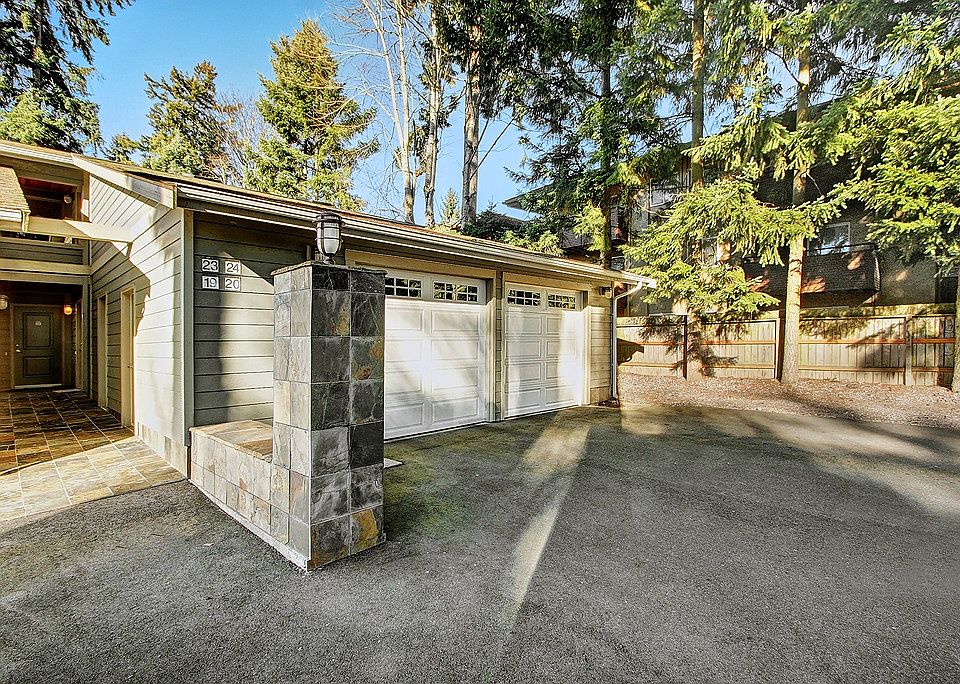 1st image of 15416 NE 15th St #D20