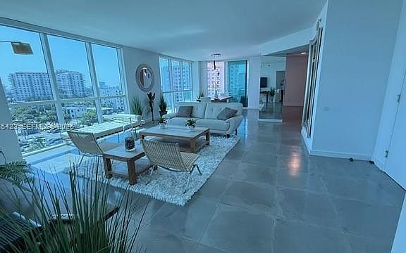 3rd image of 101 S Fort Lauderdale Beach Blvd #707