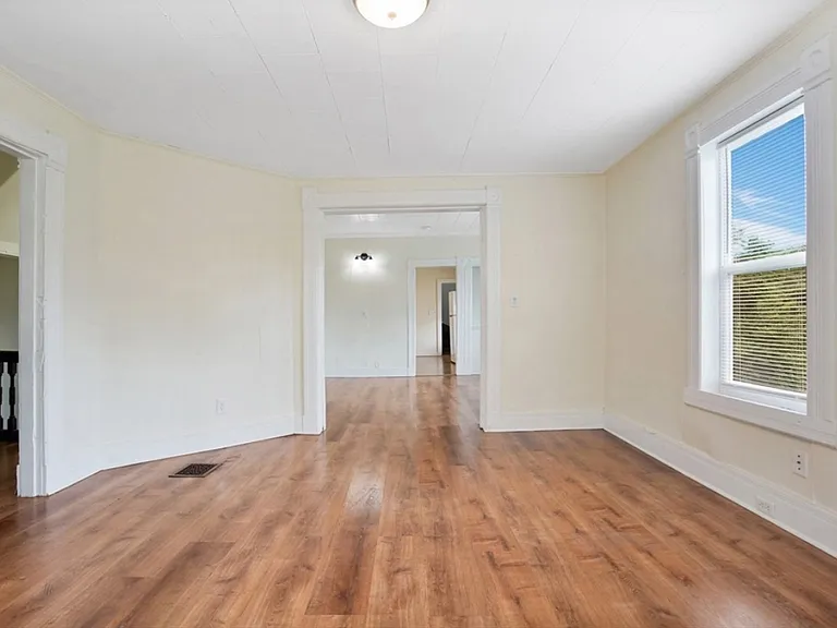 1614 Dwight St #2 — Photo 5