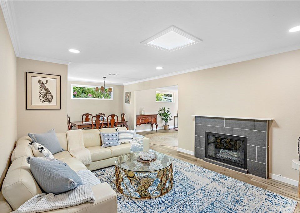 1st image of 7431 Kelvin Ave