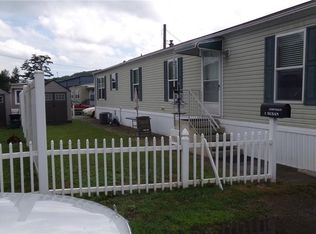 1 Susan St, Beacon Falls, CT 06403