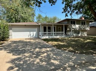 9932 W Briarwood Ave, Wichita, KS 67212