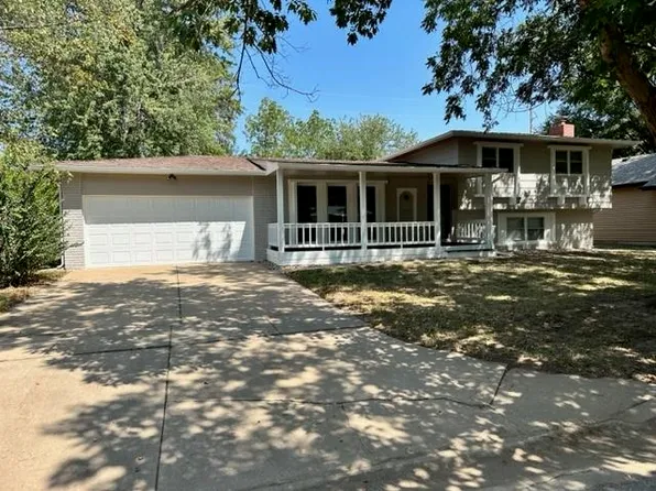 9932 W Briarwood Ave, Wichita, KS 67212