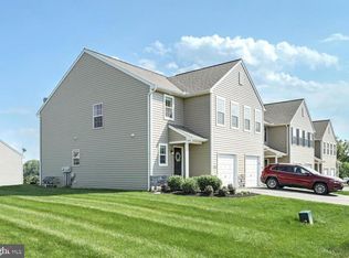 310 Cedar Run Dr, York, PA 17404