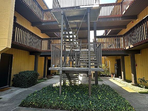 2nd image of 1060 Oak Grove Rd APT 37