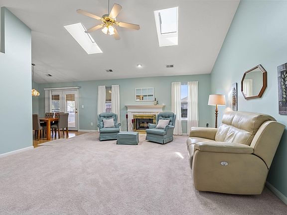 4th image of 809 Chilesburg Ct