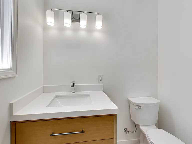 554A Natoma St #A — Photo 19