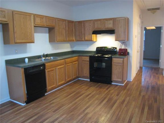 4th image of 7124 Somerset Springs Dr