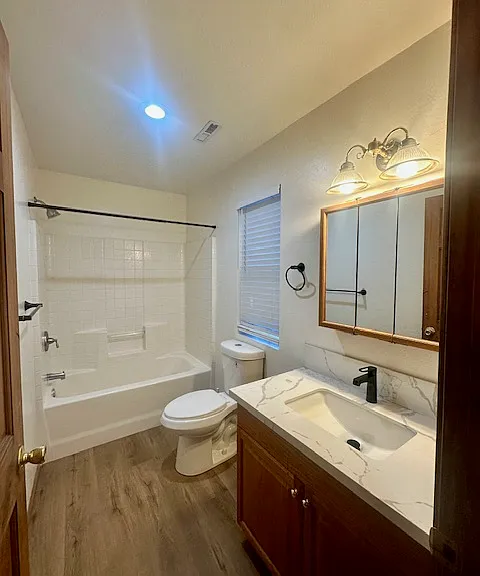 401 Spruce Ln — Photo 9