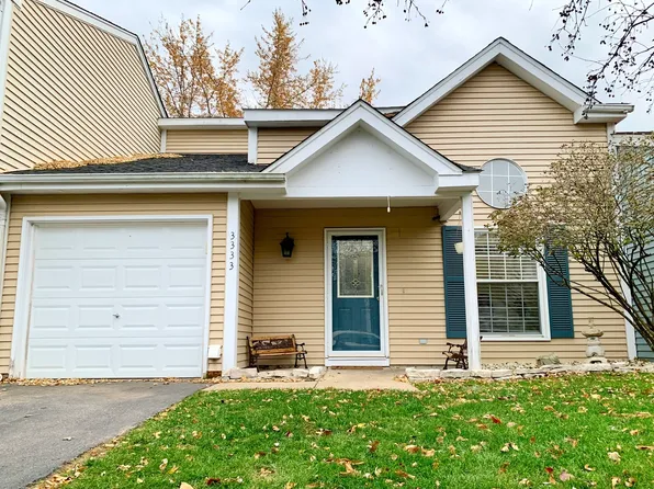 3333 Greenwich Ln, Island Lake, IL 60042