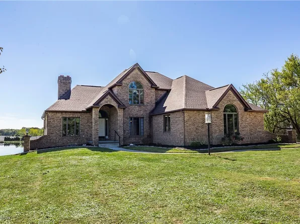 1570 Reimer Rd, Wadsworth, OH 44281