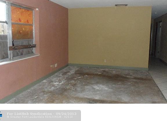2nd image of 842 SW 13th St
