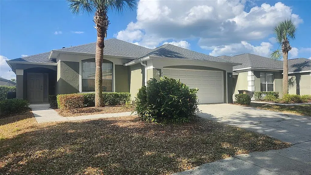 4 bed, 1600 sqft, $2,950 — Photo 1