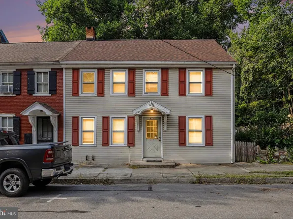 252 W Market St, Marietta, PA 17547