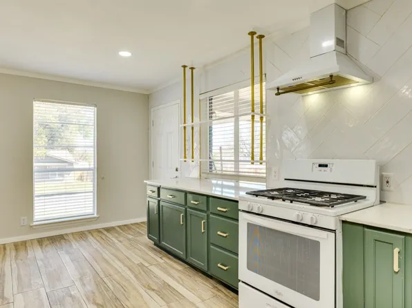 2410 Audubon Pl #A, Austin, TX 78741