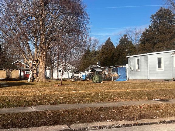3rd image of 1414 Gardendale Ave