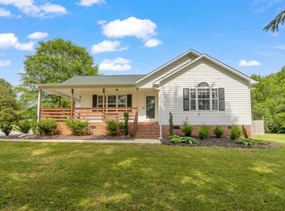 110 Leachburg Dr, Garner, NC 27529