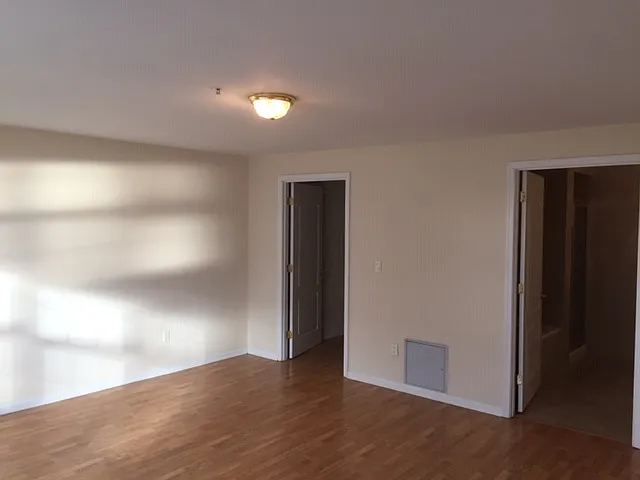 26 W Broadway Blvd #303 — Photo 18