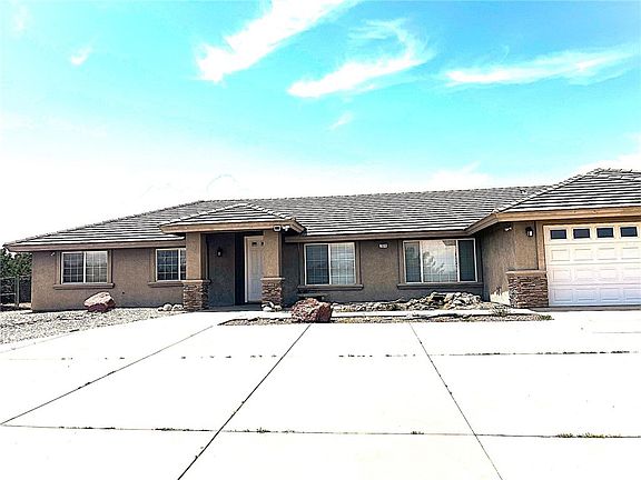 2nd image of 7076 Cataba Rd