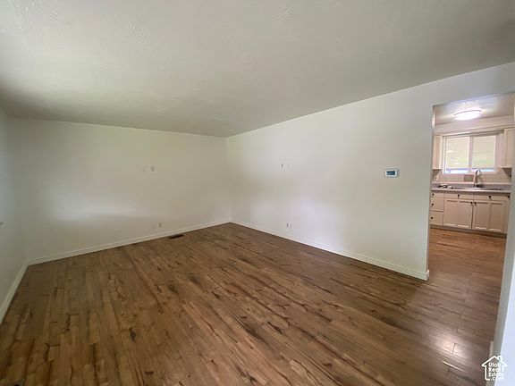 5th image of 2989 S Rae St