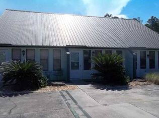 610 Gulf Aire Dr, Pt Saint Joe, FL 32456
