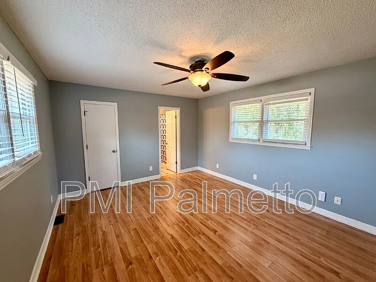 1727 Sandra Dr — Photo 11