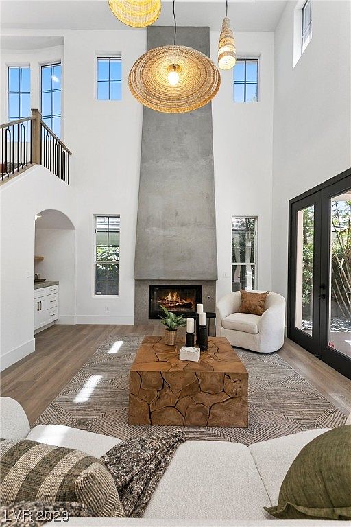 416 Pinnacle Heights Ln