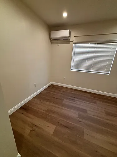 124-126 S Marengo Ave #124-D Photo 1