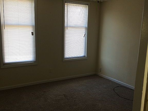 3rd image of 1631 Carrollton Ave