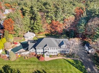 12 Meeting House Rd, Kingston, MA 02364