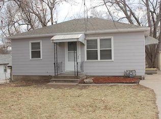 825 Groveland St, Lincoln, NE 68521