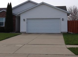 4800 Savoy Dr, Springfield, IL 62711