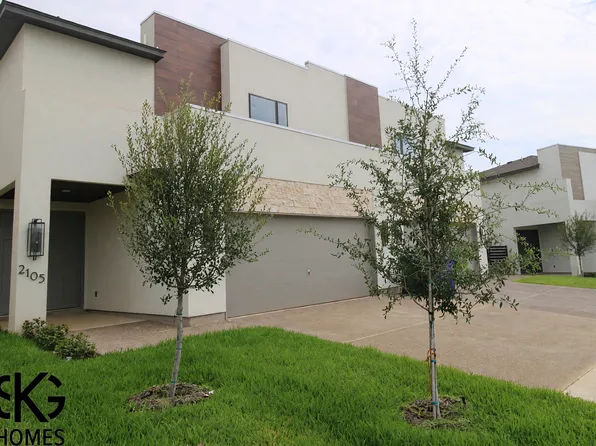 2105 Blue Oak Loop, Laredo, TX 78045