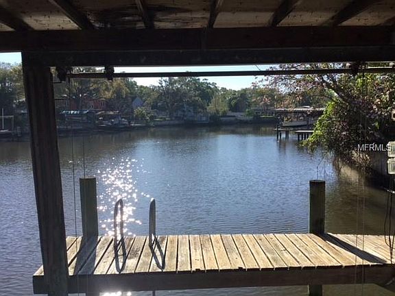 5th image of 519 Suwanee Cir
