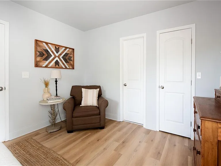 187 Farrington Ave SE — Photo 23