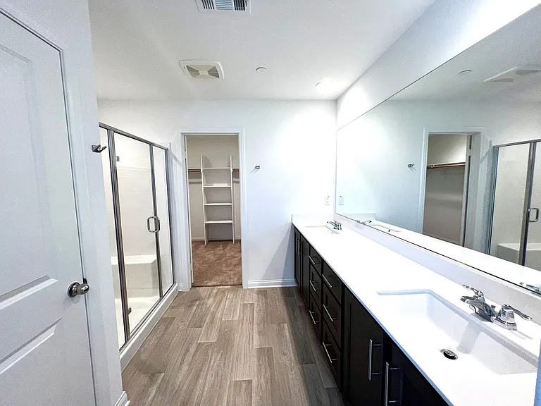 4208 E Flutter Prado — Photo 15