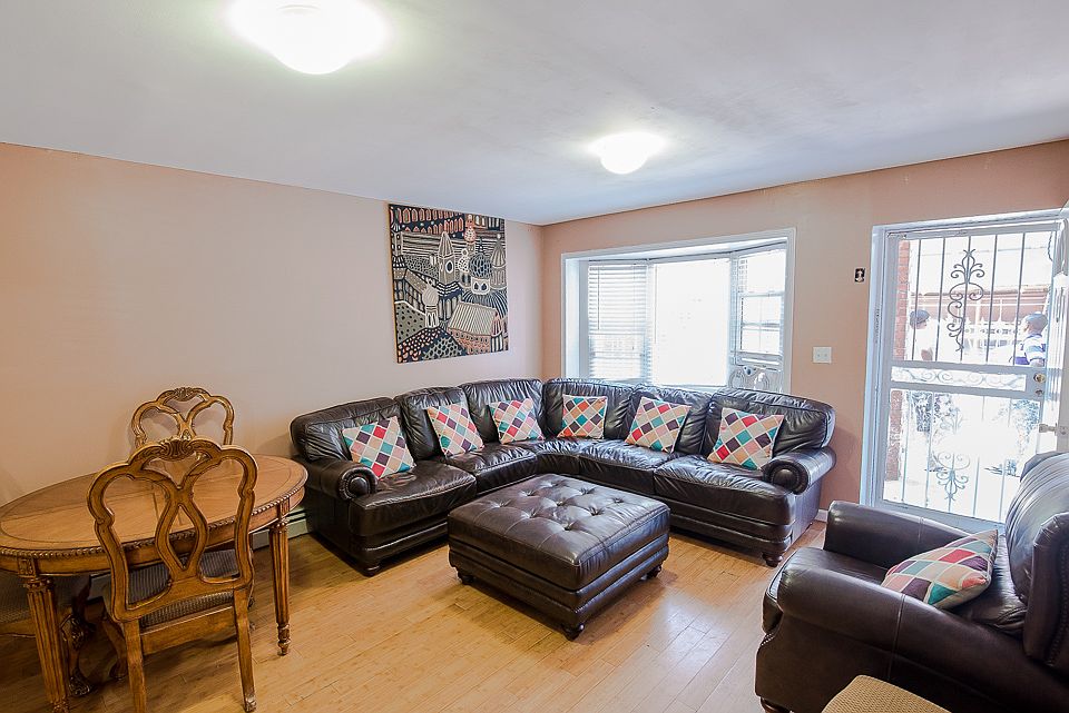 1st Flr Living Room