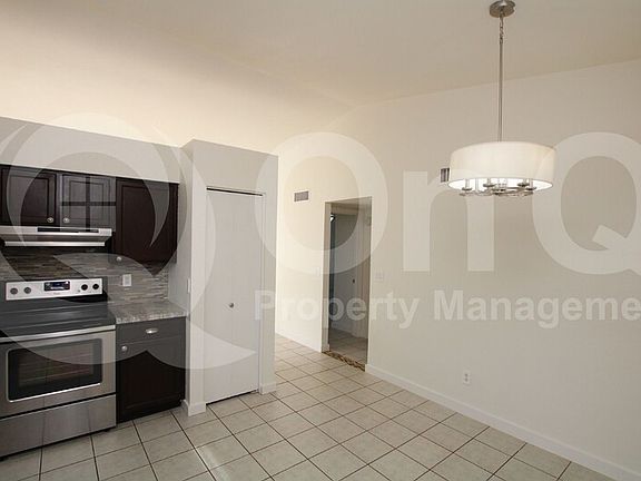 2nd image of 5135 E Evergreen St Unit 1201