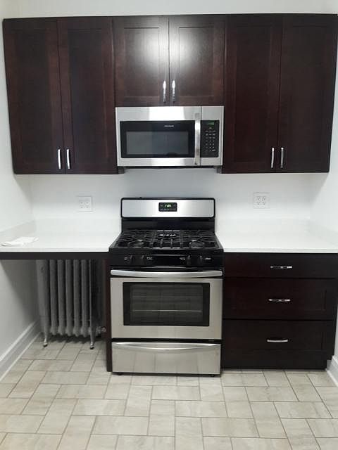 2nd image of 1507 W Granville Ave APT 1