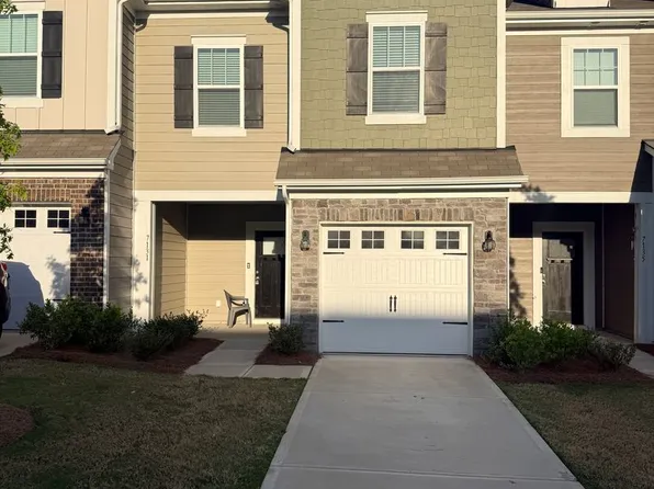 7131 Bentz St, Charlotte, NC 28269