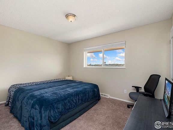 3rd image of 8778 Mariposa St